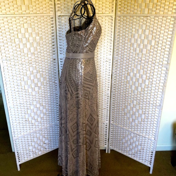 ✅ Angelina Faccenda taupe sequined formal maxi dress - Picture 6 of 16